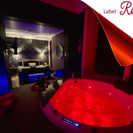 Suite Kassiopee, Romantisme, Balneo, Sauna Кемперле Экстерьер фото