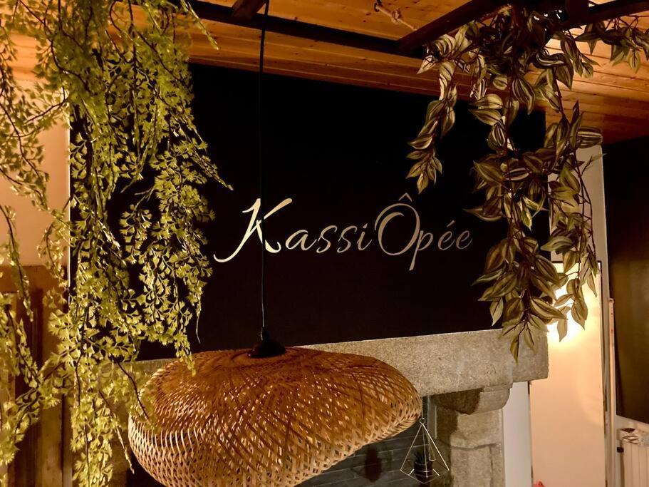 Suite Kassiopee, Romantisme, Balneo, Sauna Кемперле Экстерьер фото